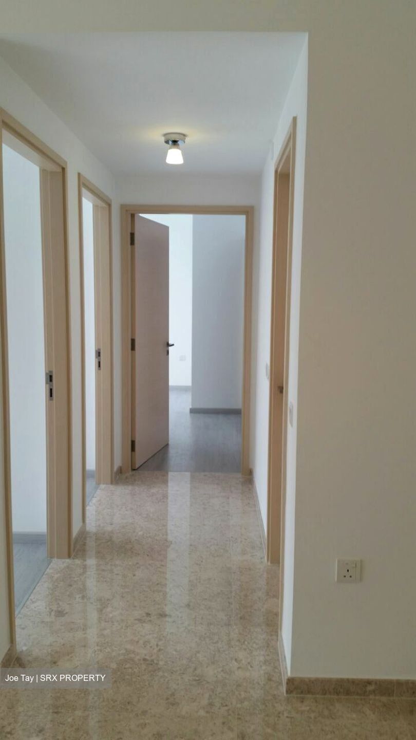 The Luxurie (D19), Condominium #389683081